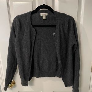 Adrienne Vittadini cashmere suéter